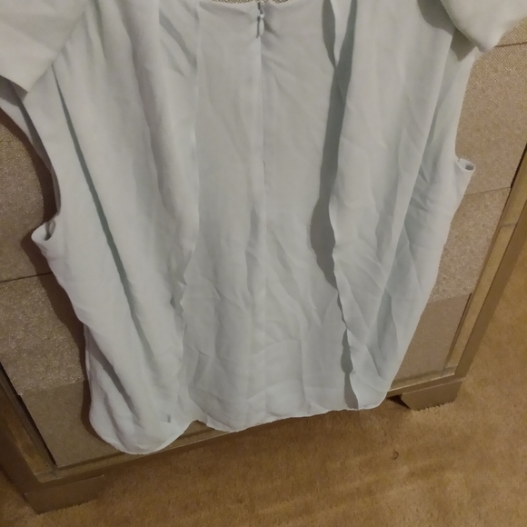 Blouse - Picture 2 of 3